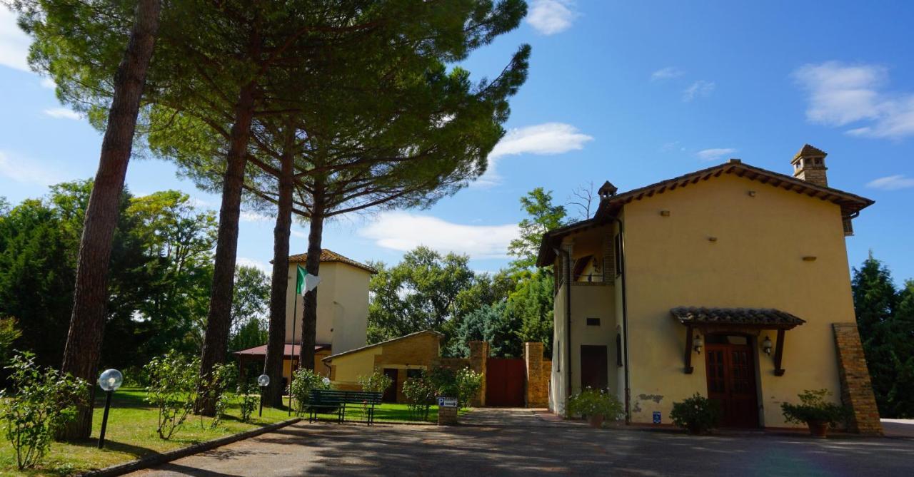 Hotel La Torretta Assisi Exterior photo