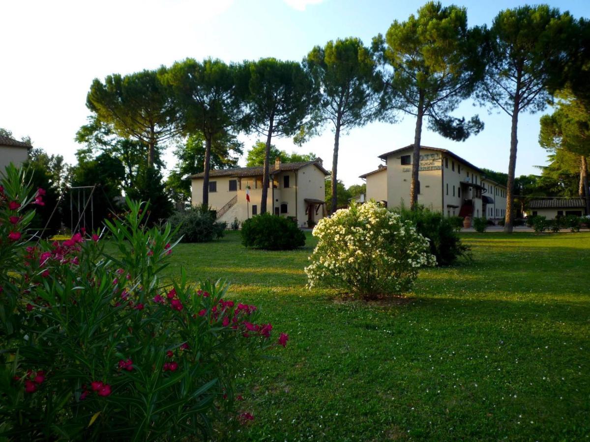 Hotel La Torretta Assisi Exterior photo